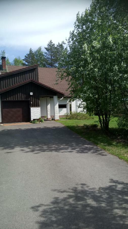 Villa The House Near Santa Park à Rovaniemi Extérieur photo